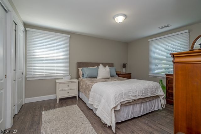 60 Midvale Ln, Willingboro Twp., NJ 08046