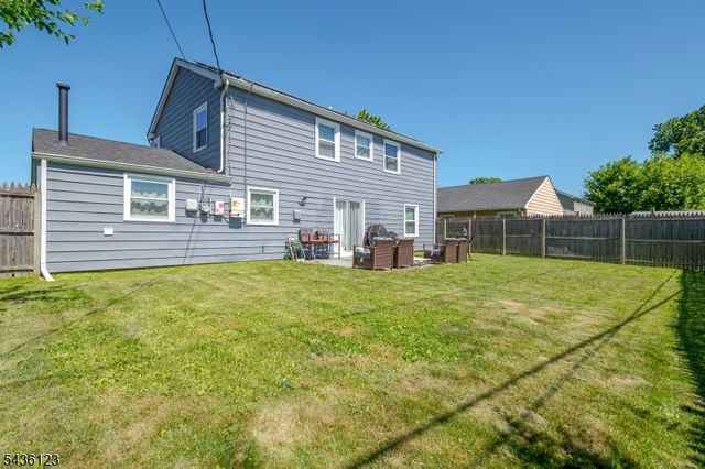 60 Midvale Ln, Willingboro Twp., NJ 08046