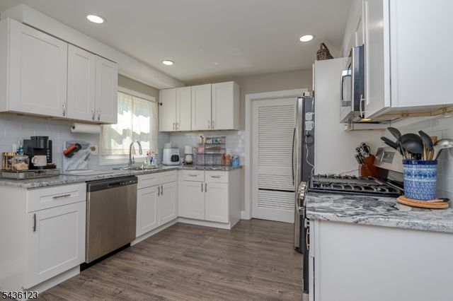 60 Midvale Ln, Willingboro Twp., NJ 08046