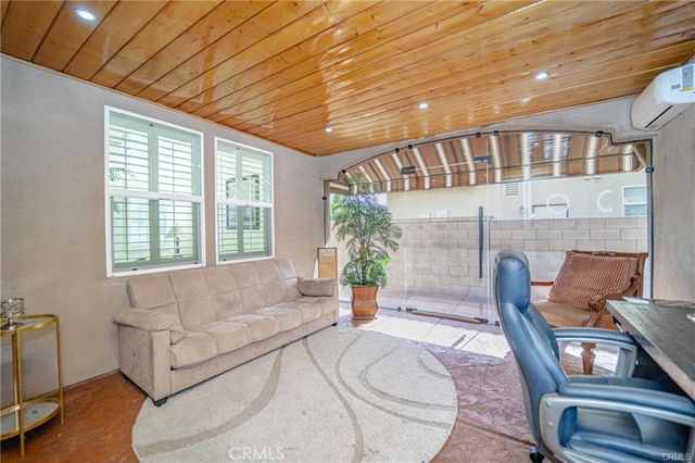 5963 Pinegrove, Eastvale, CA 92880