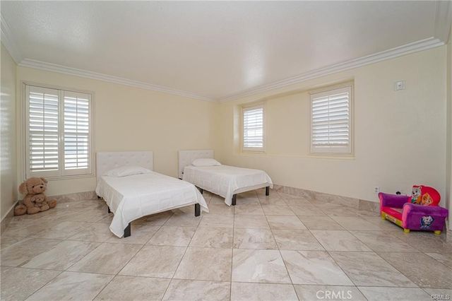 5963 Pinegrove, Eastvale, CA 92880