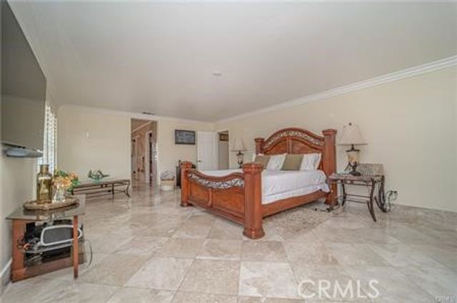 5963 Pinegrove, Eastvale, CA 92880