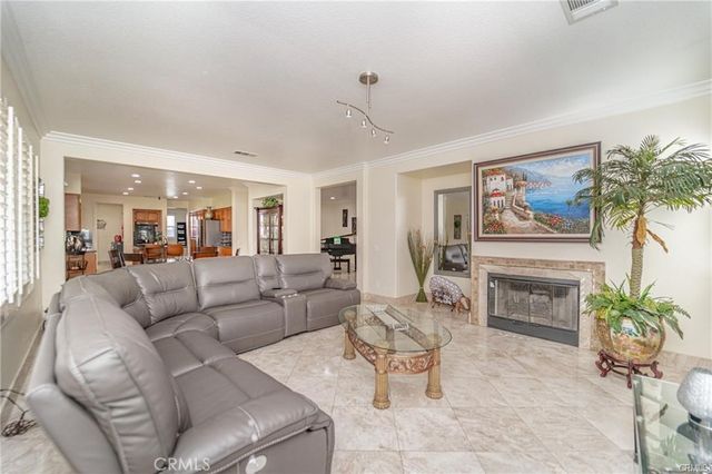 5963 Pinegrove, Eastvale, CA 92880