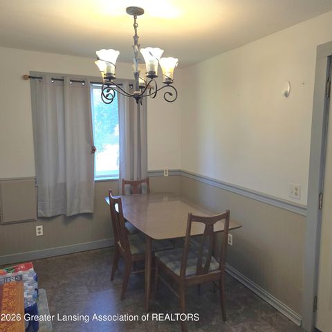 130 N Nelson Street, Potterville, MI 48876