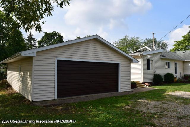 130 N Nelson Street, Potterville, MI 48876