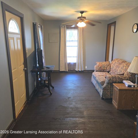 130 N Nelson Street, Potterville, MI 48876