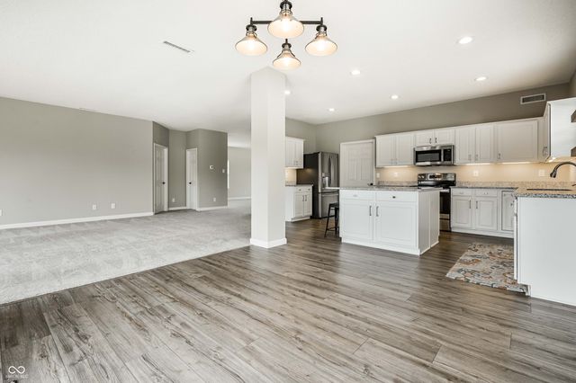 12132 Aldenham Boulevard, Fishers, IN 46037