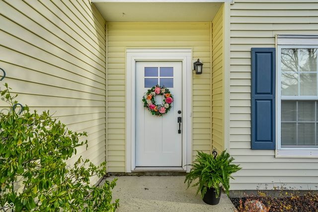 12132 Aldenham Boulevard, Fishers, IN 46037