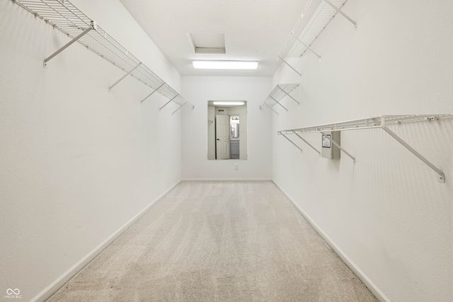 12132 Aldenham Boulevard, Fishers, IN 46037