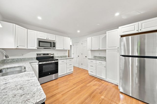 23 Bradford Street, North Andover, MA 01845