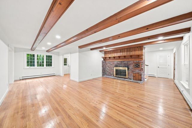 23 Bradford Street, North Andover, MA 01845