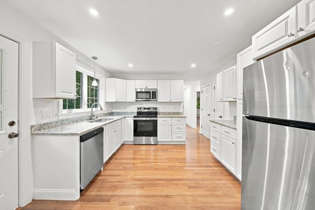 23 Bradford Street, North Andover, MA 01845