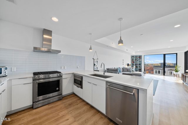 523 S West Street 310, Raleigh, NC 27601