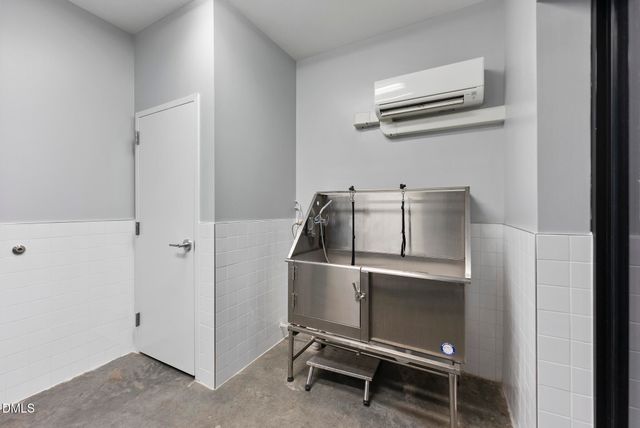 523 S West Street 310, Raleigh, NC 27601