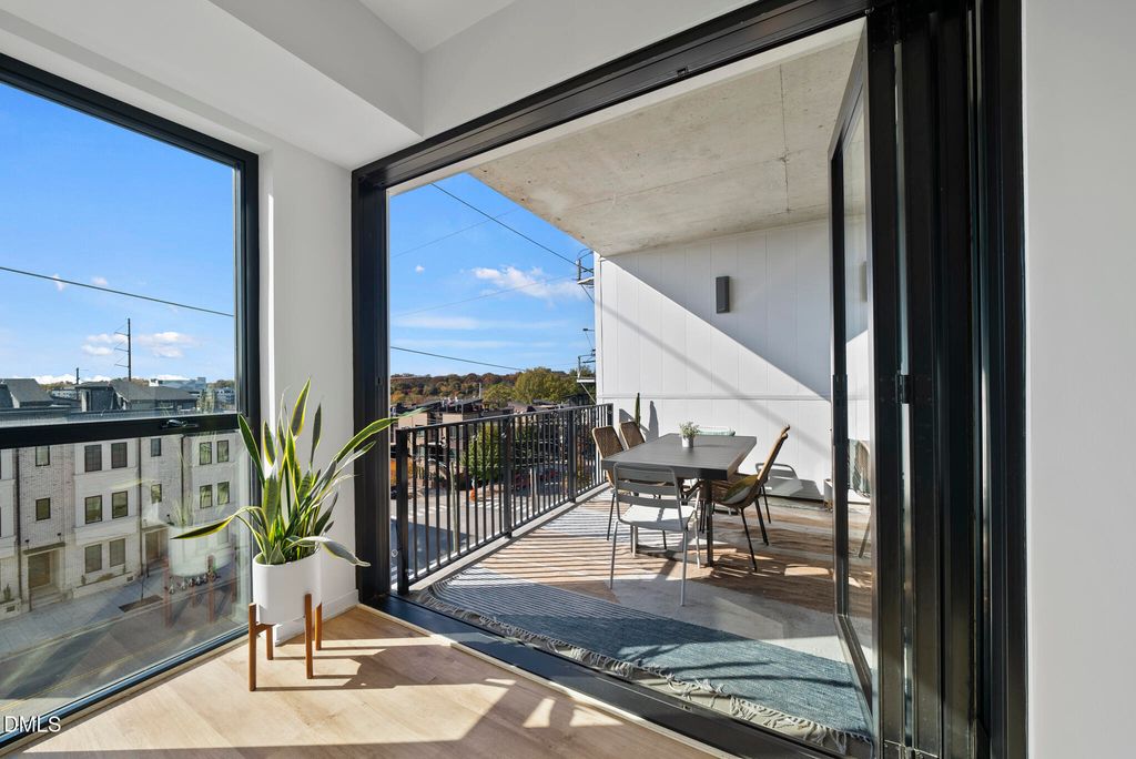 523 S West Street 310, Raleigh, NC 27601