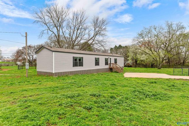 1038 New Market Road, New Market, AL 35761