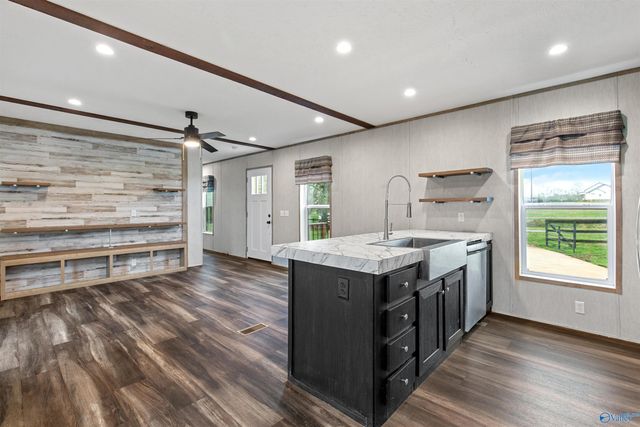 1038 New Market Road, New Market, AL 35761