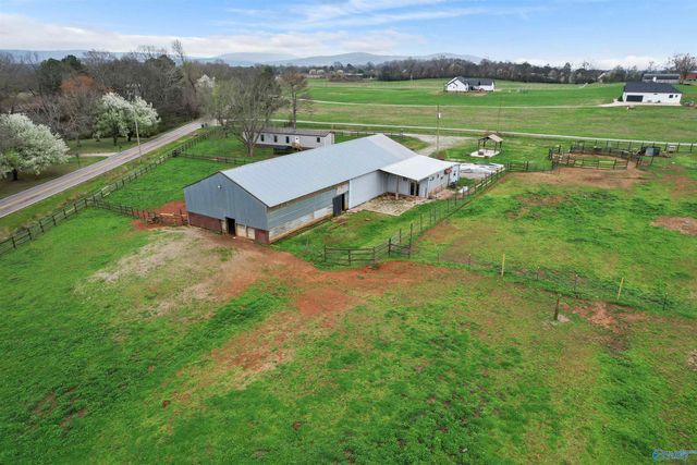 1038 New Market Road, New Market, AL 35761