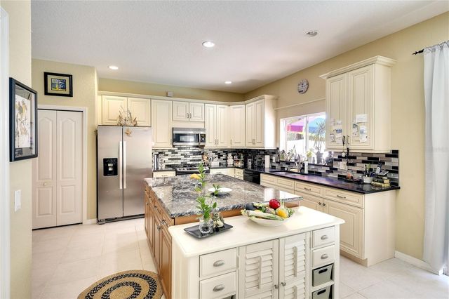 267 PETREL TRAIL, Bradenton, FL 34212
