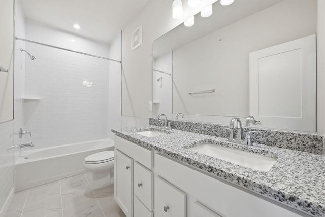 1104-B DABNEY DR, Manassas Park, VA 20111