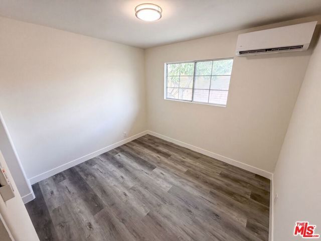 1426 S Rita Way, Santa Ana, CA 92704