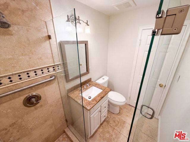 1426 S Rita Way, Santa Ana, CA 92704
