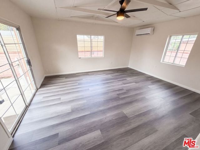 1426 S Rita Way, Santa Ana, CA 92704