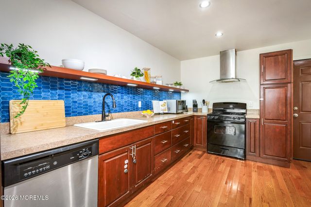 43 Chestnut Way 4-3, Manalapan, NJ 07726