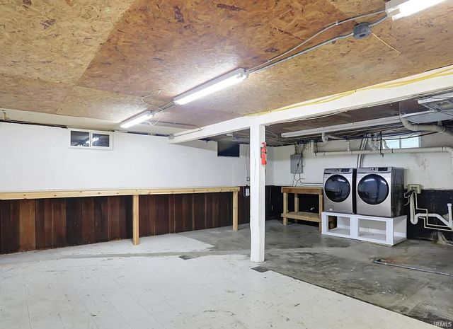 1604 E University Drive, Bloomington, IN 47401