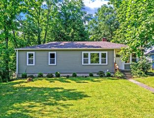 1604 E University Drive, Bloomington, IN 47401