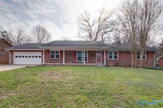 2508 Gladstone Drive, Huntsville, AL 35811