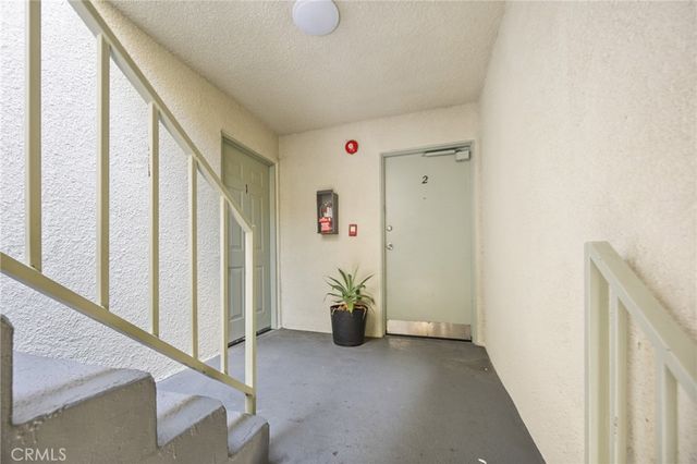 2763 San Marino, Los Angeles, CA 90006