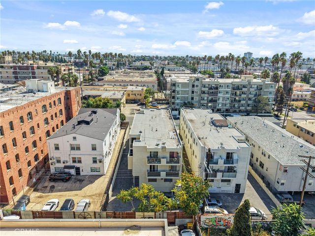 2763 San Marino, Los Angeles, CA 90006