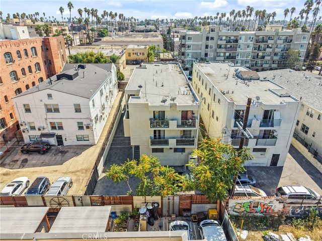 2763 San Marino, Los Angeles, CA 90006