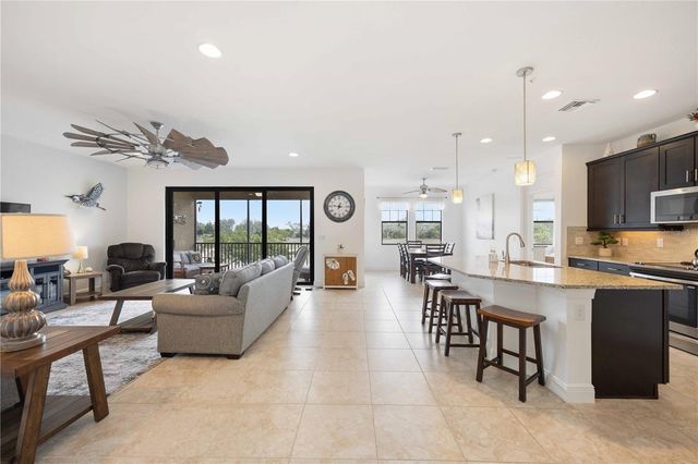 23113 BANBURY WAY 202, Venice, FL 34293