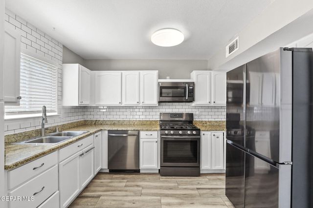 729 Paseo Sereno Drive, Horizon City, TX 79928