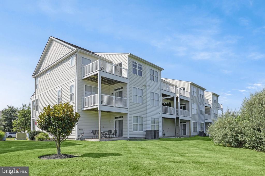 13008 BOWLINE LN #2, Ocean City, MD 21842