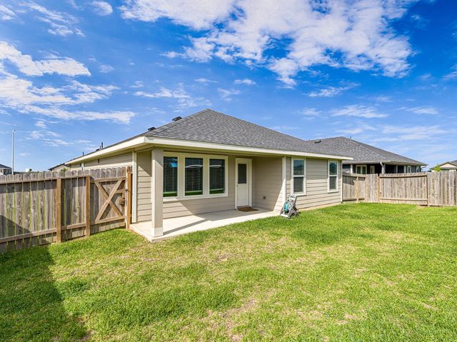 1317 Bison View Lane, Sealy, TX 77474