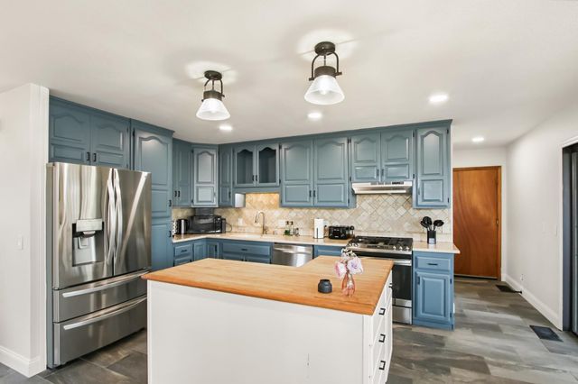 2551 Shirt Tail Trail, Cool, CA 95614