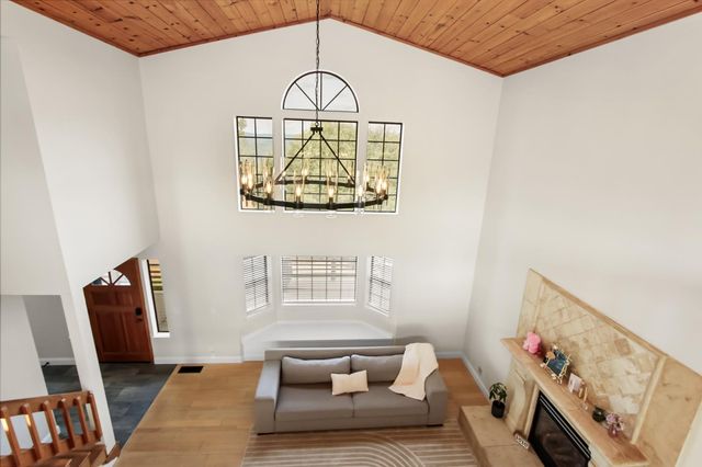 2551 Shirt Tail Trail, Cool, CA 95614