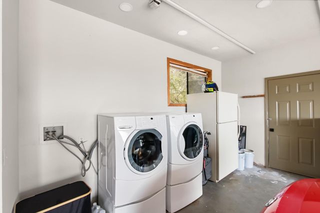 2551 Shirt Tail Trail, Cool, CA 95614