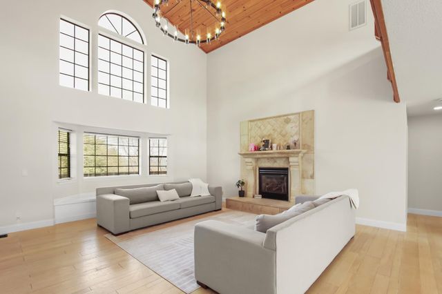 2551 Shirt Tail Trail, Cool, CA 95614