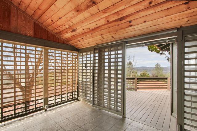 2551 Shirt Tail Trail, Cool, CA 95614