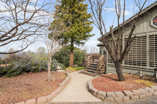 2551 Shirt Tail Trail, Cool, CA 95614