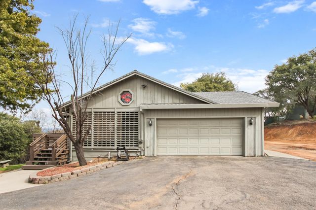 2551 Shirt Tail Trail, Cool, CA 95614