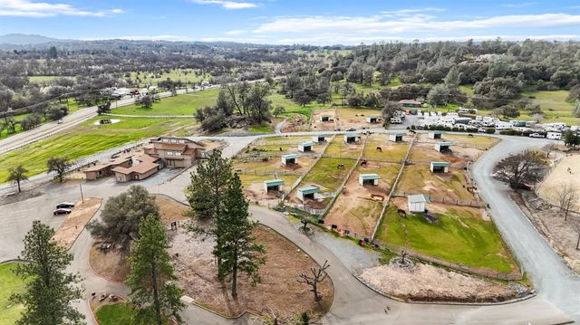 2551 Shirt Tail Trail, Cool, CA 95614