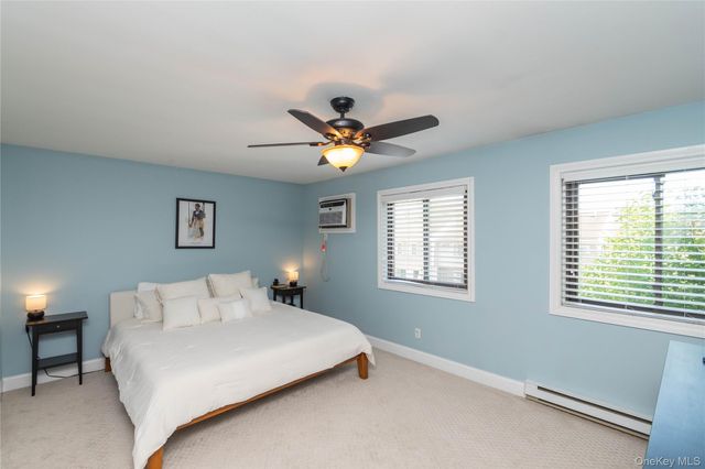 6605 Chelsea Cove Cove N, Hopewell Junction, NY 12533