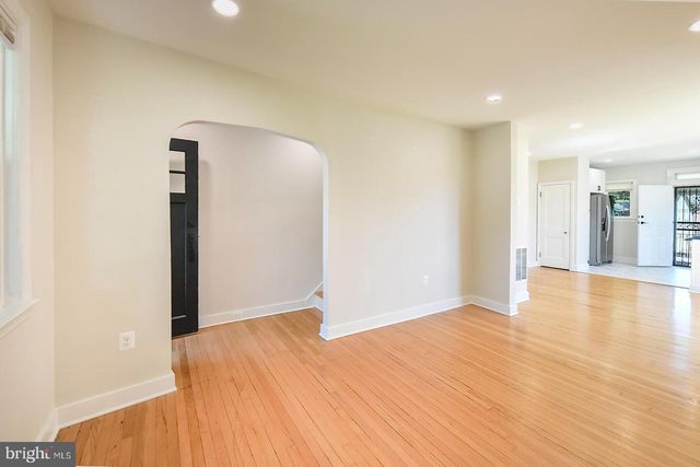 3617 N ROGERS AVE, Baltimore, MD 21207