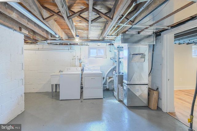 3617 N ROGERS AVE, Baltimore, MD 21207