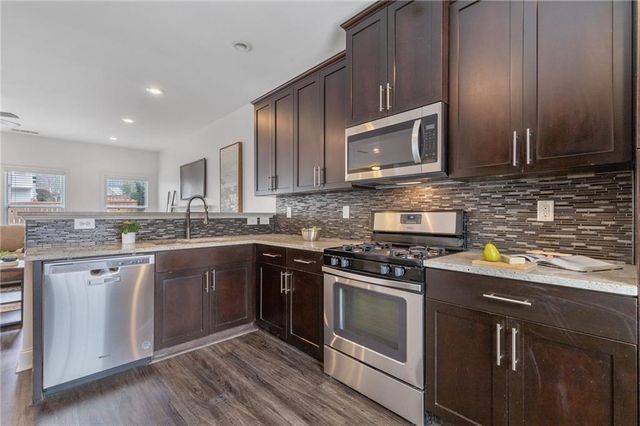 1739 Drew NW Drive, Atlanta, GA 30318